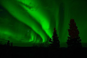 aurora-borealis-744351_640